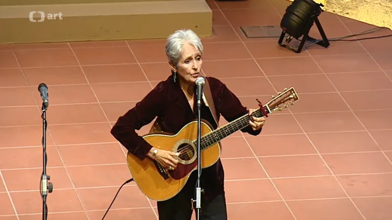 Kdo je Joan Baezová?