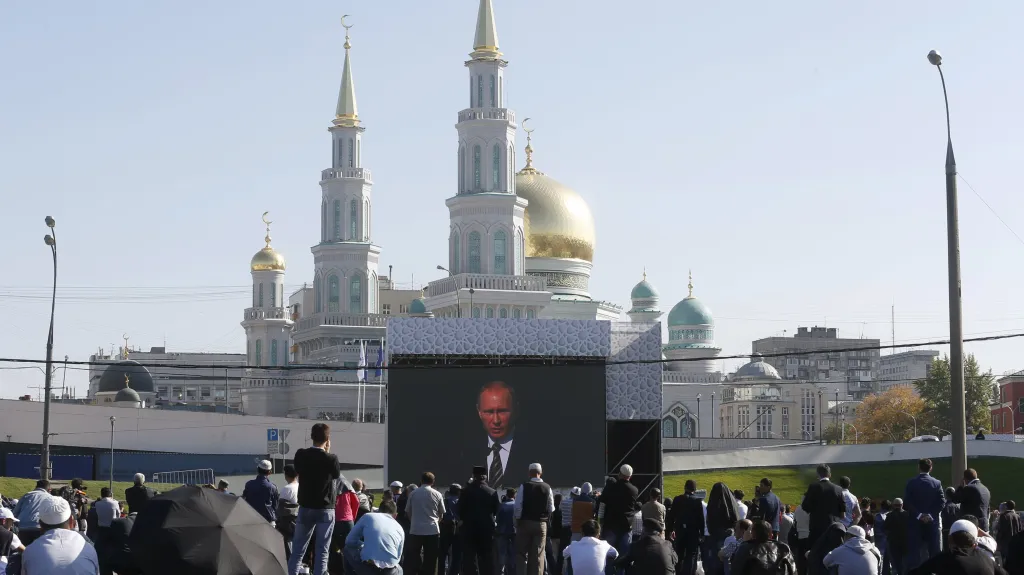 Slavnostní otevření staronové mešity v Moskvě