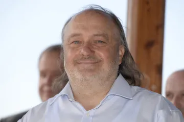 Kriminalisté vyslechli Jakla i druhého aktéra potyčky. Oba tvrdí, že si začal ten druhý