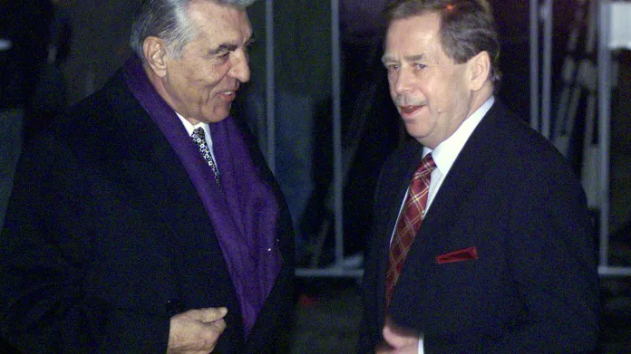 Helmut Zilk a Václav Havel v Praze v roce 1998