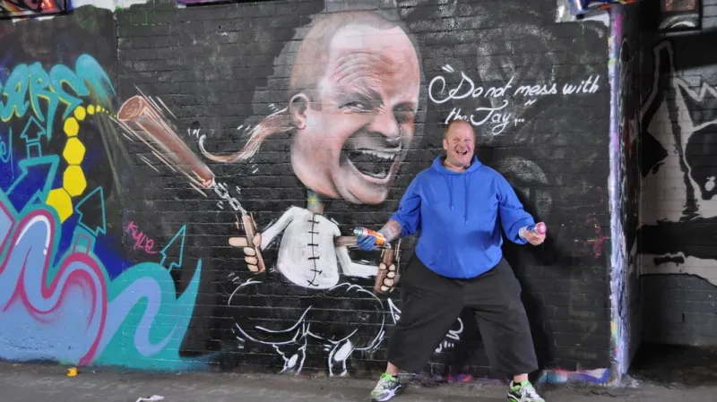 Graffiti v Londýně (pod nádražím Waterloo)