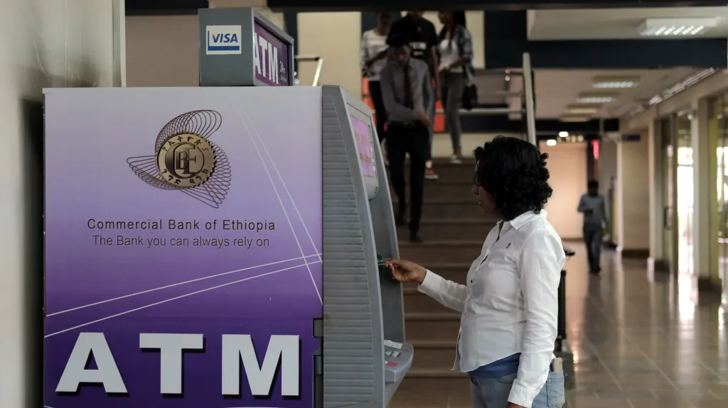 Bankomat v etiopské metropoli
