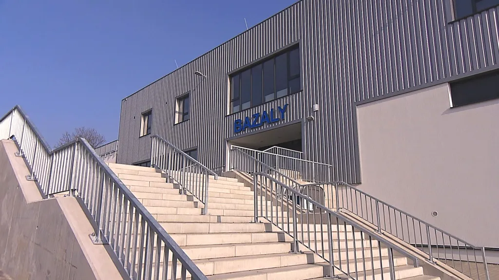 Fotbalový stadion Bazaly se proměňuje v tréninkový areál