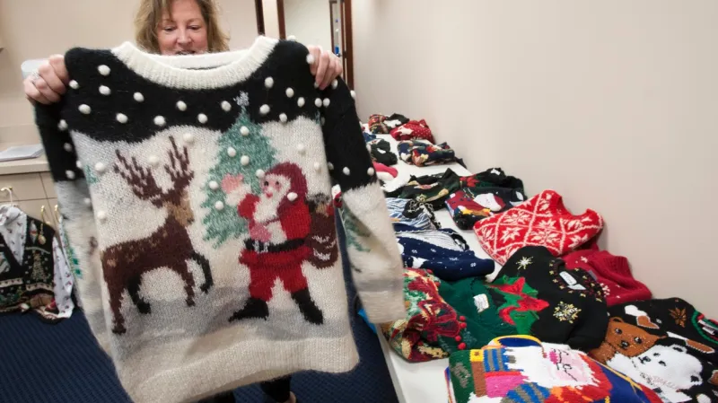 Výměna vánočních svetrů v Bloomingtonu, 2015