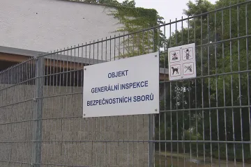 Kvůli rozsáhlým únikům informací z policejních databází navrhla GIBS obžalovat osm lidí a dvě firmy
