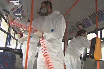 Brněnský dopravní podnik aplikuje do tramvají antibakteriální nástřik. Má chránit lidi před infekcemi, před chřipkou ale ne