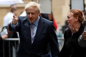Další debata kandidátů se točila kolem brexitu. Johnson nezaručil odchod Británie na konci října
