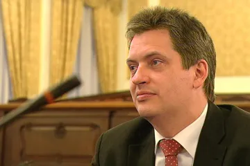 Dienstbier vyhrál volby v Kladně, ČSSD má v Senátu většinu