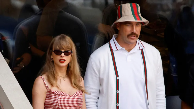 Taylor Swiftová a Travis Kelce na snímku ze září 2024