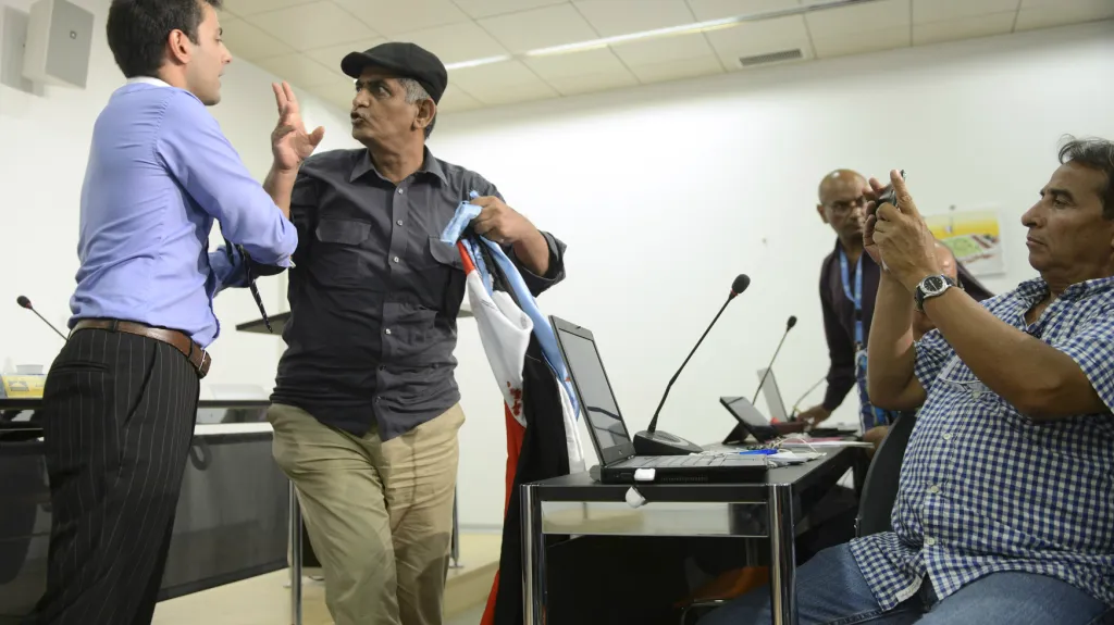 Jednání v Ženevě poznamenala bitka