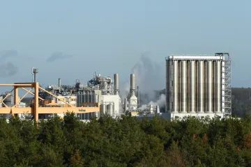 Německo masivně uleví průmyslovým firmám s náklady na elektřinu. Dopady pocítí i Česko