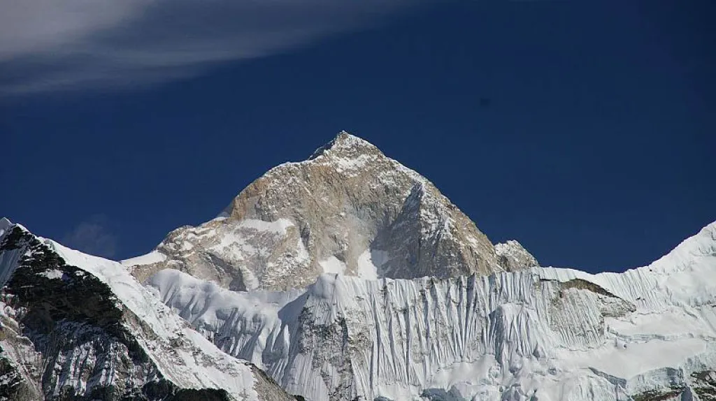 Makalu