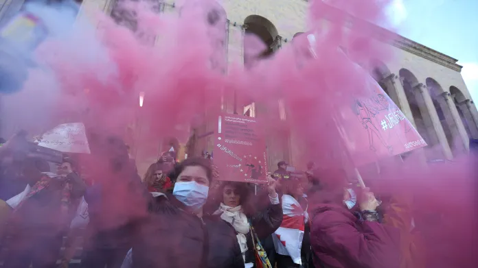 Protest proti spornému zákonu pokračuje v Tbilisi i ve středu
