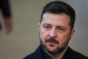 Ukrajina zasáhla ropné zařízení na Krymu, oznámil Zelenskyj