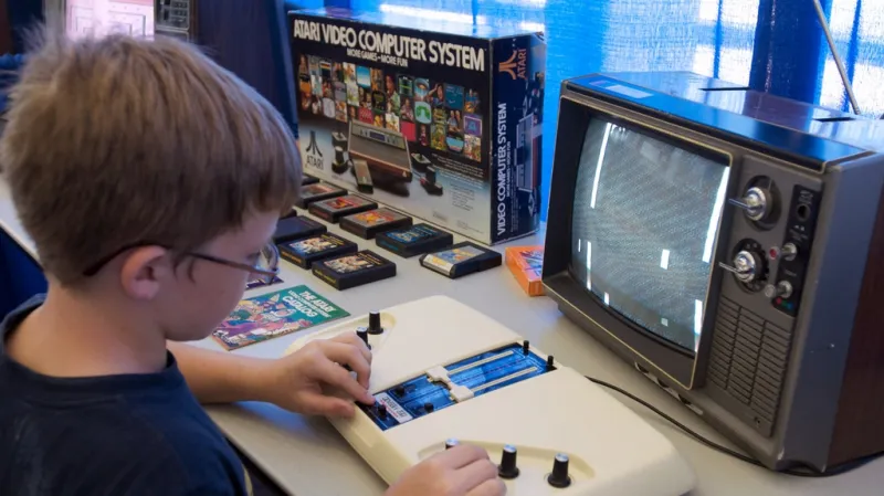 Průlomová videohra Pong slaví výročí