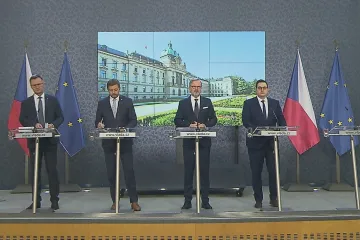 Do Česka se nedostanou Rusové s schengenským vízem za účelem turistiky vydaným kdekoliv v EU