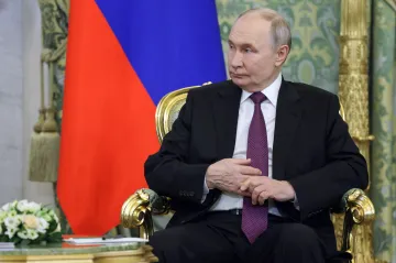 Putin má výhrady k návrhu na zastavení bojů, podle Zelenského příměří nechce