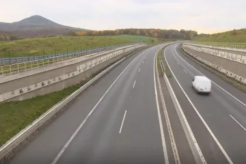 ŘSD obviňuje ústecký spolek, že brzdí kolaudaci dálnice D8. Ten to však odmítá