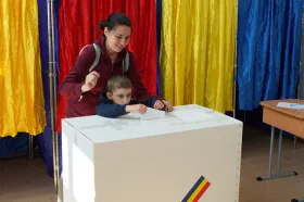 O druhé kolo prezidentských voleb v Rumunsku je velký zájem