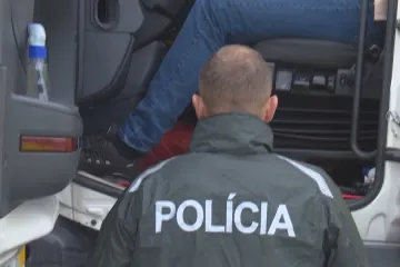 Slovensko eviduje za půlku letoška více migrantů bez povolení než za celý loňský rok