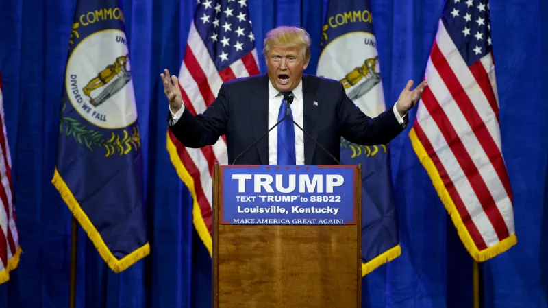 Donald Trump před svými příznivci v Louisville