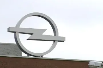 Pošlete Opel do konkurzu, radí německý ministr