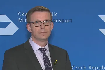 Kupka podle soudu nezákonně zrušil jmenování ředitele úřadu, píší Seznam Zprávy