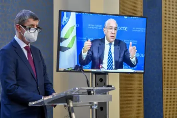 Předkrizové úrovně dosáhne ekonomika Česka na konci roku 2022, odhaduje OECD