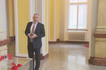 Pravidla zastropování cen energií pro firmy bude řešit Senát. Zazní i kritika