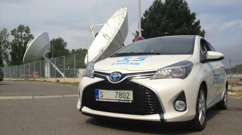 5. srpna jsem si málem koupil toto hybridní auto