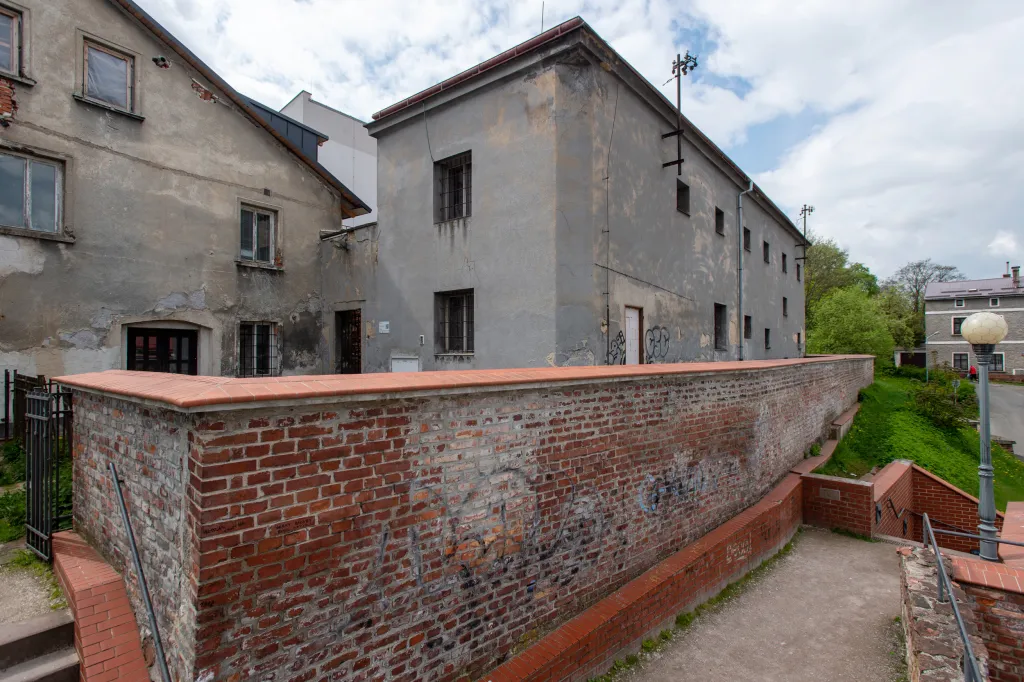 Po zrušení vězení v ní bylo sídlo archivu a naposledy sklad civilní ochrany. Od počátku nynějšího století je objekt prázdný a nevyužívaný