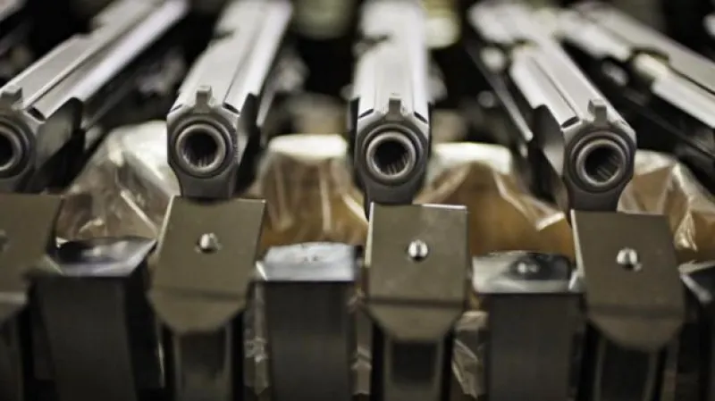 Z Česka prý mířily zbraně do Ruska