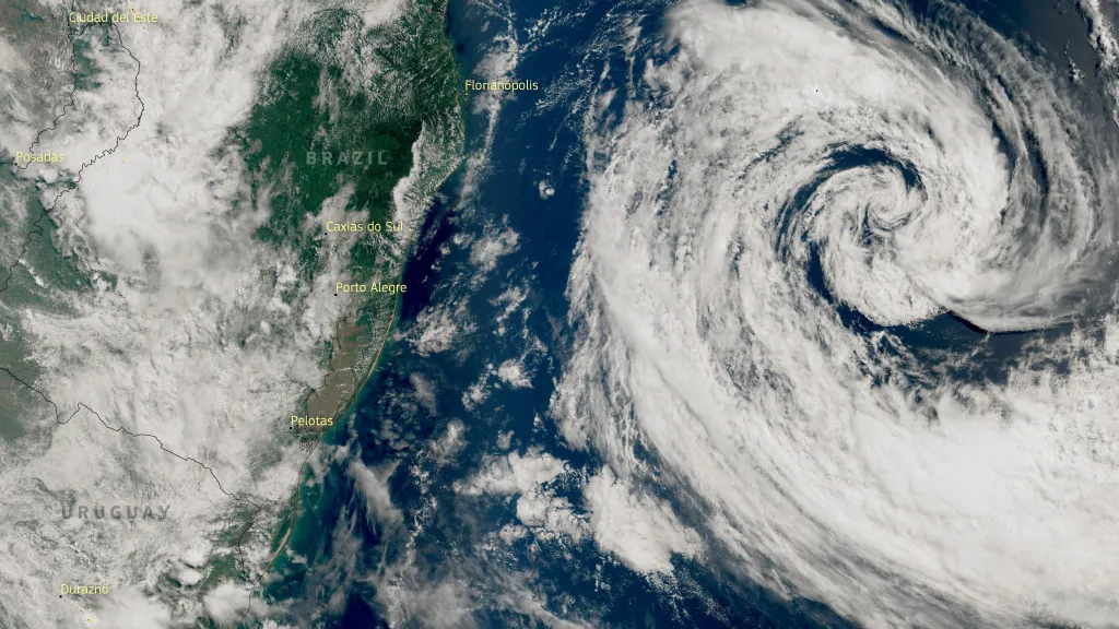 Tropická bouře Akará v úterý 20. února