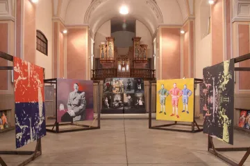 Spiklenci v Sokolově: Osvoboditel, Hitler, kosmonauti… kdo dál?