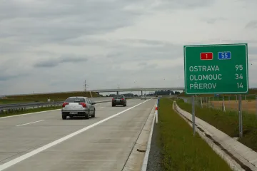 Sobotka: Obchvat Otrokovic se může začít stavět už za rok