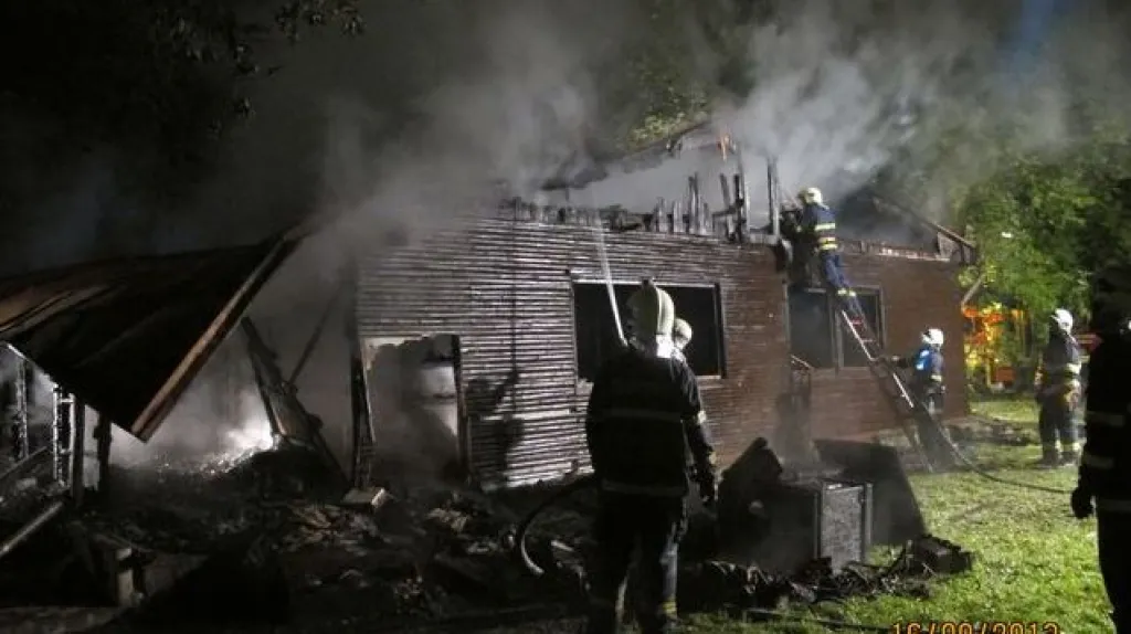 Požár skautské klubovny