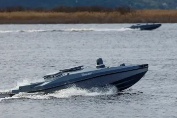 Ukrajinský námořní dron sestřelil ruský bojový letoun, uvádějí zdroje z obou stran
