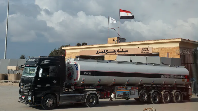 Humanitární pomoc na hranici mezi Egyptem a Pásmem Gazy