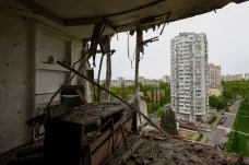 Rusko opět zaútočilo na Kyjev drony, v Oděse rakety zničily sklad Červeného kříže