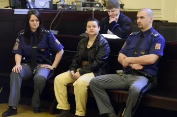 Vražedkyně ze Smíchova se u soudu hájí, že byla nepříčetná, znalci však její verzi vyvrací