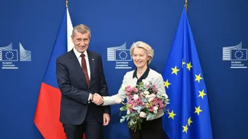 Andrej Babiš (ANO) a Ursula von der Leyenová v Bruselu