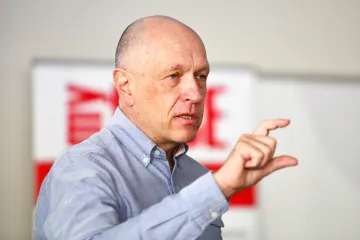 Jako šéfa dozorčí rady Českých drah doporučil Kremlík bývalého viceguvernéra ČNB Kysilku