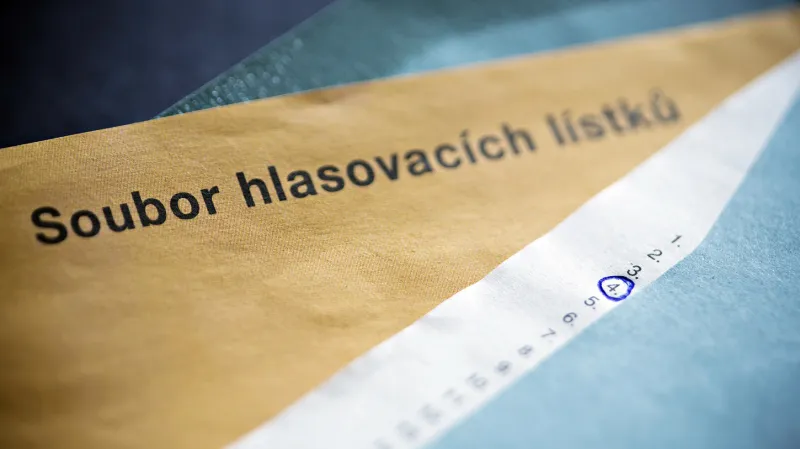Soubor hlasovacích lístků