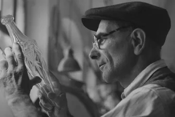 Lustr s jejím logem visel i v La Scale. Teď je z Eliášky ruina