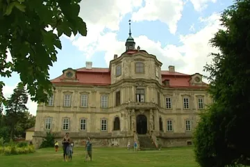 Zámek Trpísty se po šedesáti letech předvedl veřejnosti