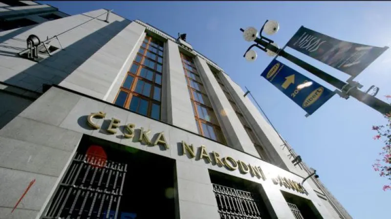 Komentuje Karol Piovarcsy