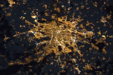 Lidstvo už nyní může spatřit mimozemská města, věří vědec. Šance ale nejsou velké