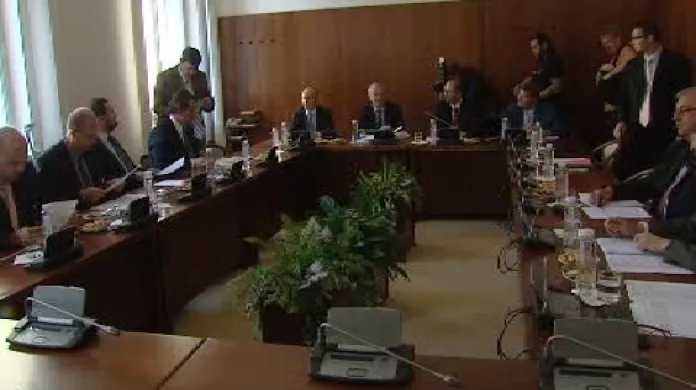 Jednání ministra Janoty se zástupci politických stran