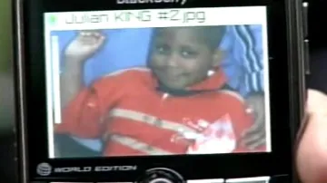 Pohřešovaný synovec Hudsonové Julian King