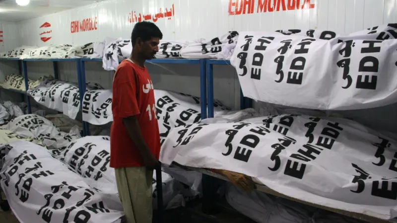 Vlna extrémních veder postihla jih Pákistánu